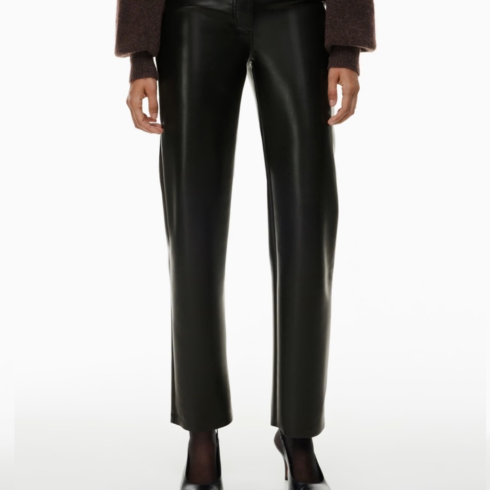 Aritzia Wilfred The Melina Pant high waisted vegan leather pants in Black - Picture 3 of 11